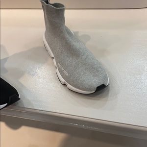 Meet your Posher, Quenton